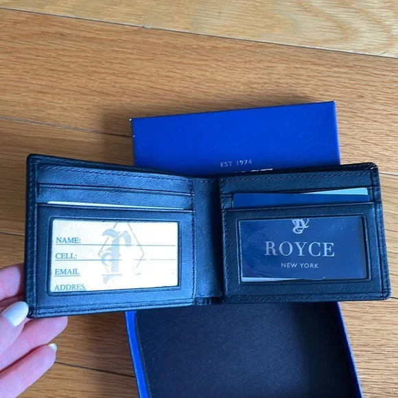 Black Men’s wallet - Picture 2 of 5